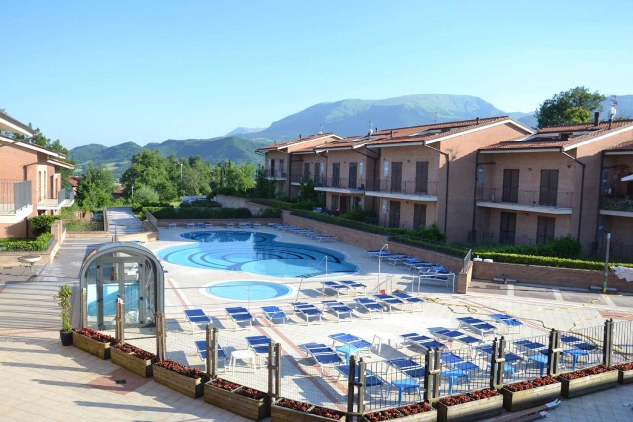 Residence Terme Di San Giacomo Sarnano Exterior foto